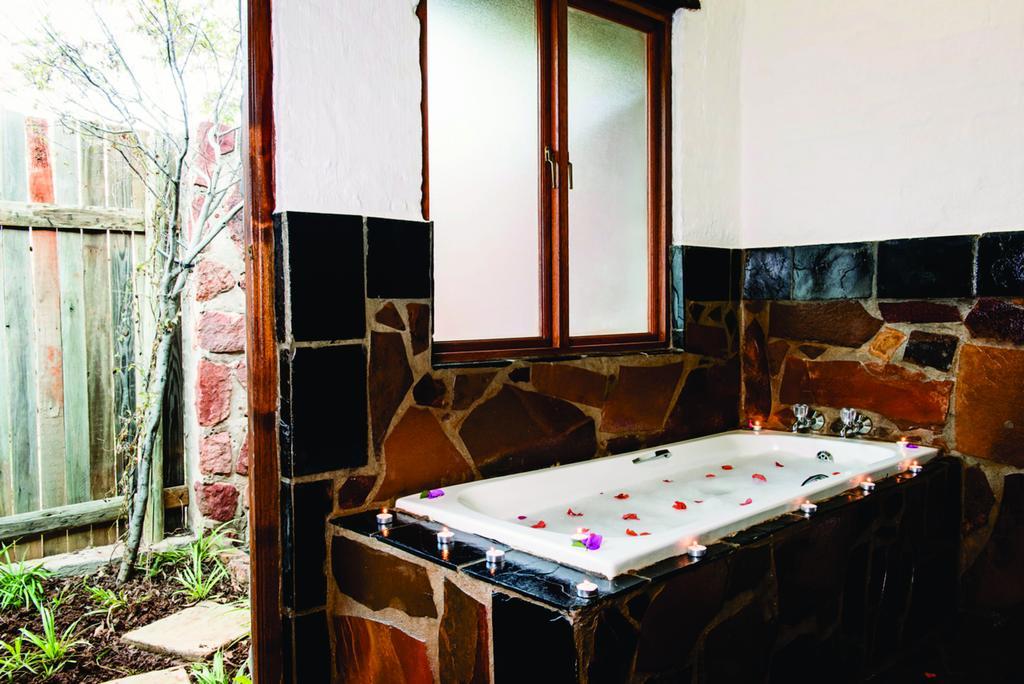 Kedar Heritage Lodge, Conference Centre & Spa Phokeng 외부 사진